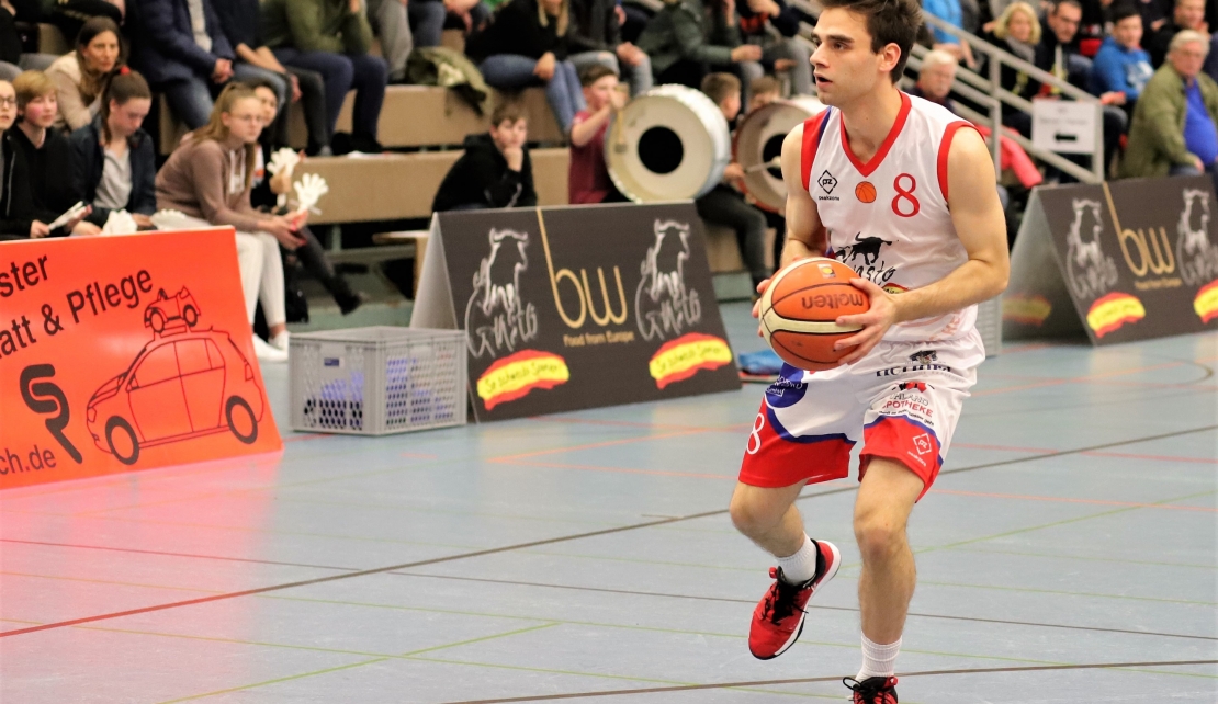 Dritte Saison in Herford – Svinger bleibt