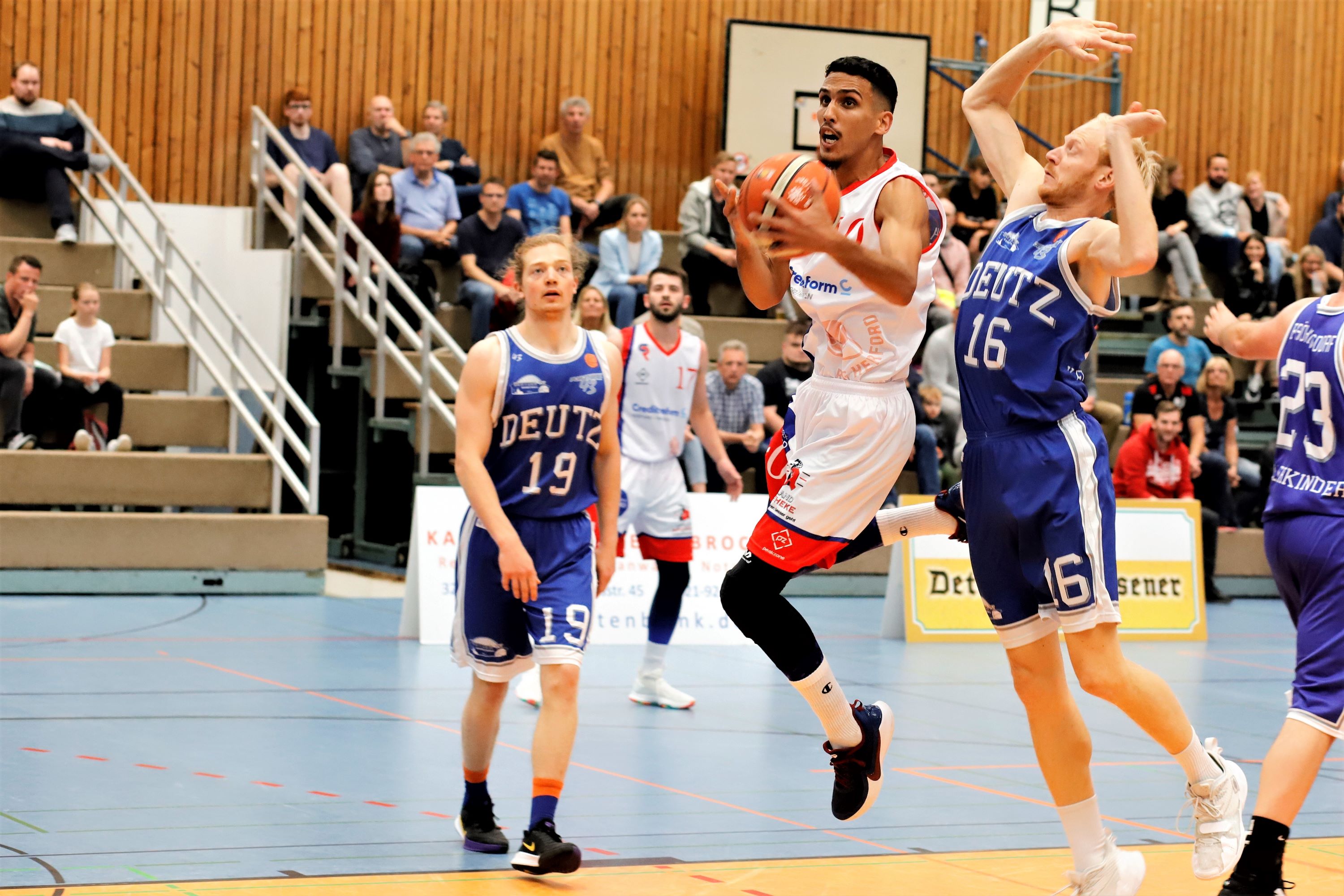 Zemhoute bleibt der BBG Herford erhalten