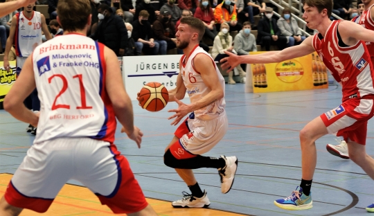 Starke Gäste beenden Heimserie der Ersten Herren