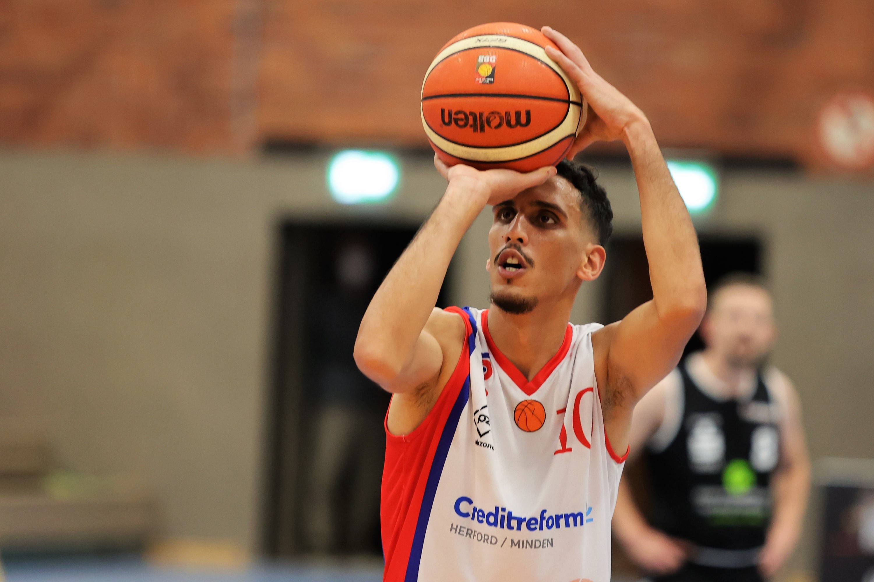 Finals-MVP bleibt an Bord – Omar Zemhoute auch 2022/23 Teil der BBG Herford