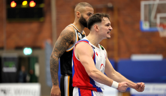 Weihnachtsgeschenk – BBG Herford besiegt die Itzehoe Eagles